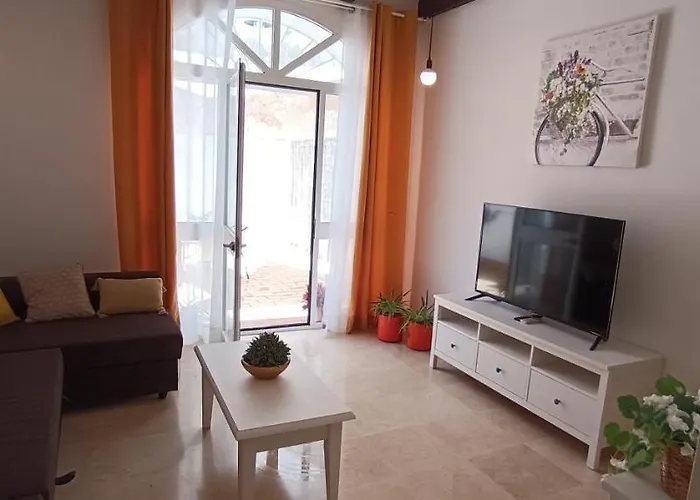 Pale Cream * Χέρεζ