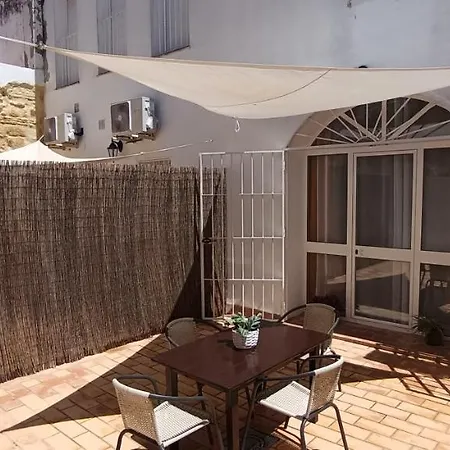 Pale Cream Daire Jerez de la Frontera